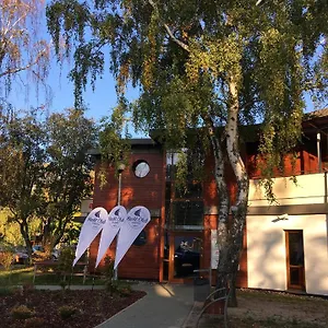 Nocleg ze śniadaniem Yacht Club