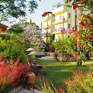 Emel Hotel